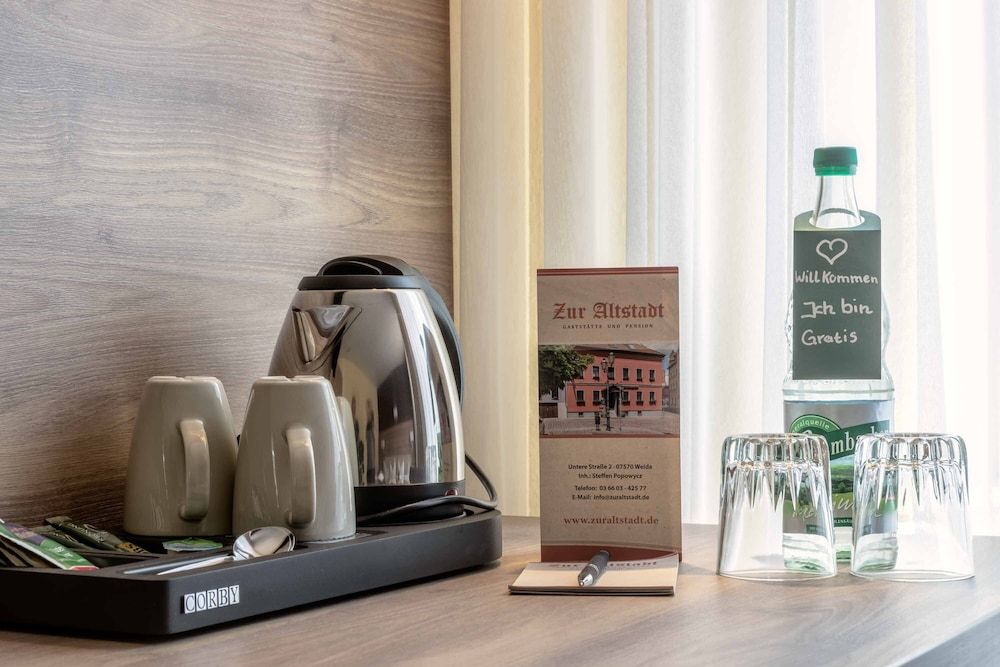 Zur Altstadt - Am Fuße der Osterburg - Gaststätte, Pension, FEWO 2