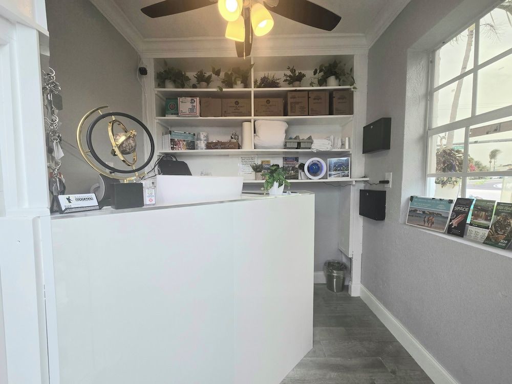 Barefoot Mailman Motel 2