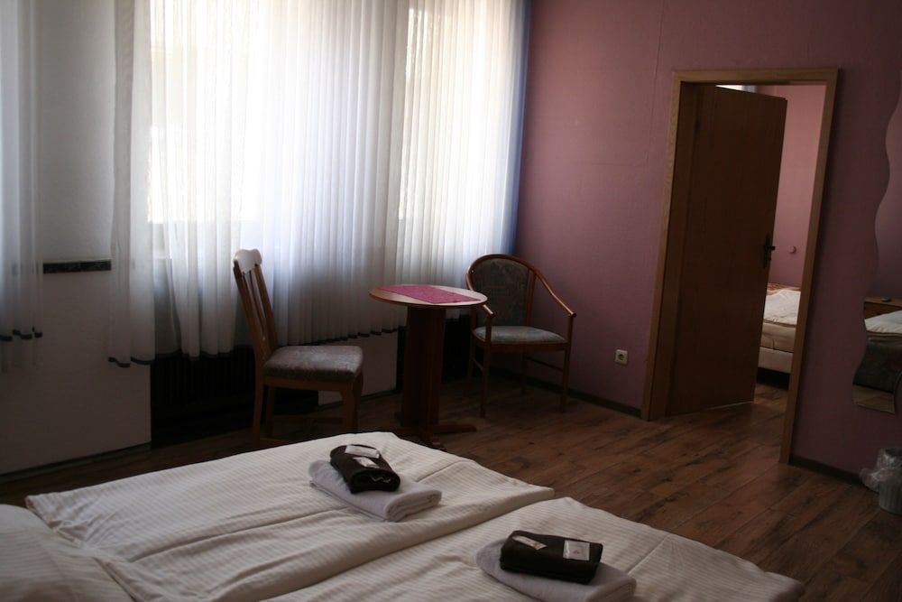 Landgasthof Hotel Rebe 3