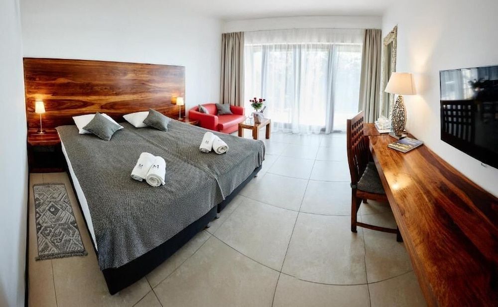 M Club Hotel 2