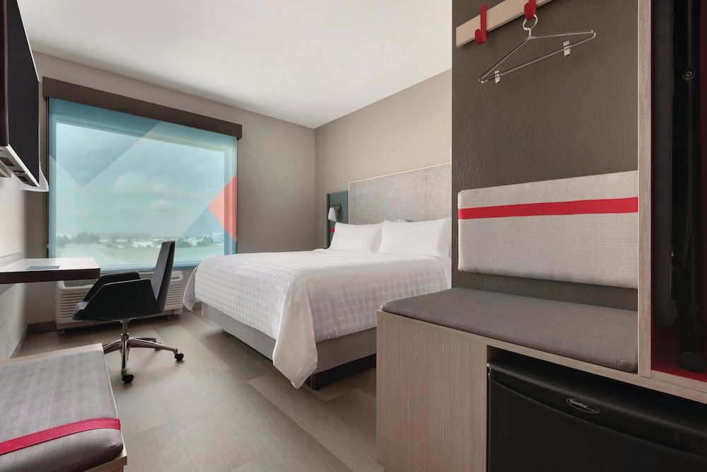 Avid Hotels Pueblo North 2