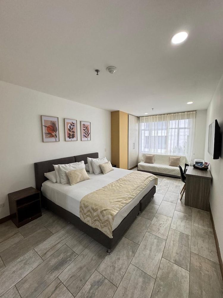 Hotel Rosales Gold 3