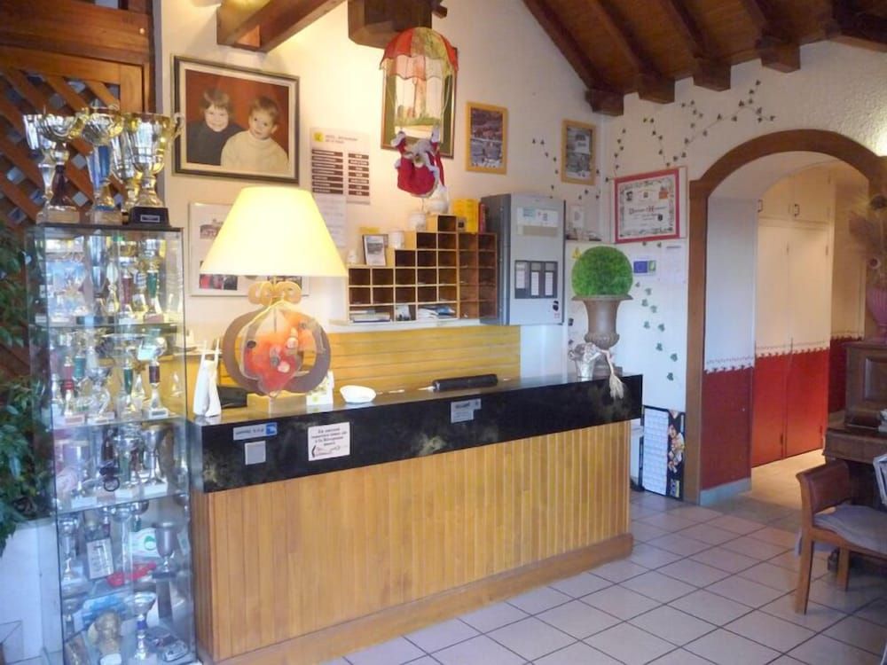 Hôtel-Restaurant de la Tour 2