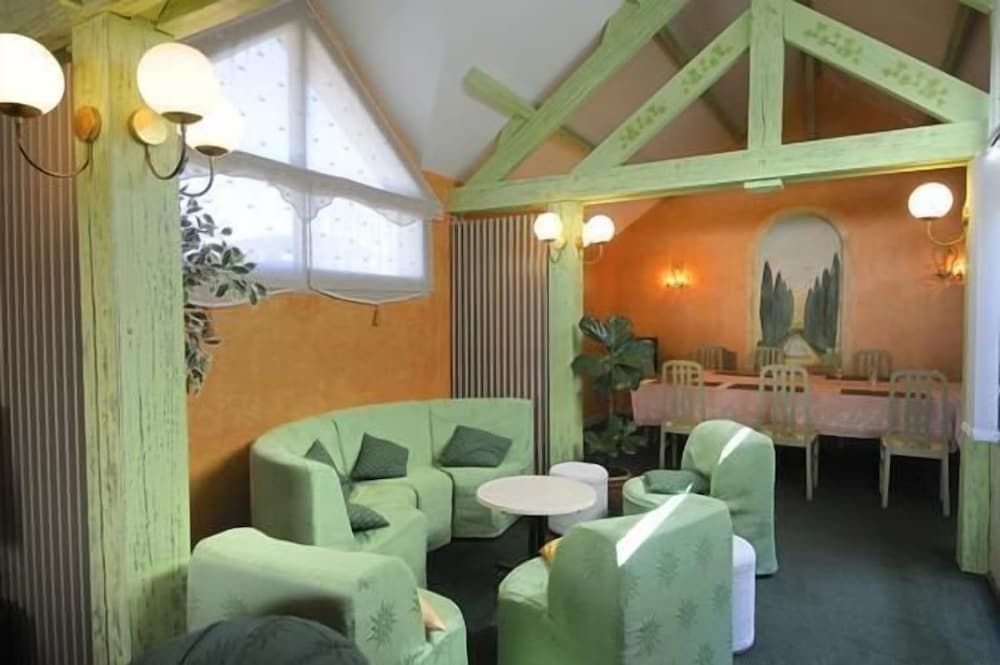 Hôtel-Restaurant de la Tour 3