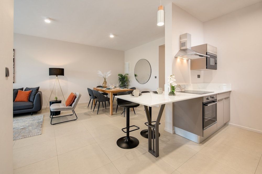 Minissy Luxury Services Apartment 3