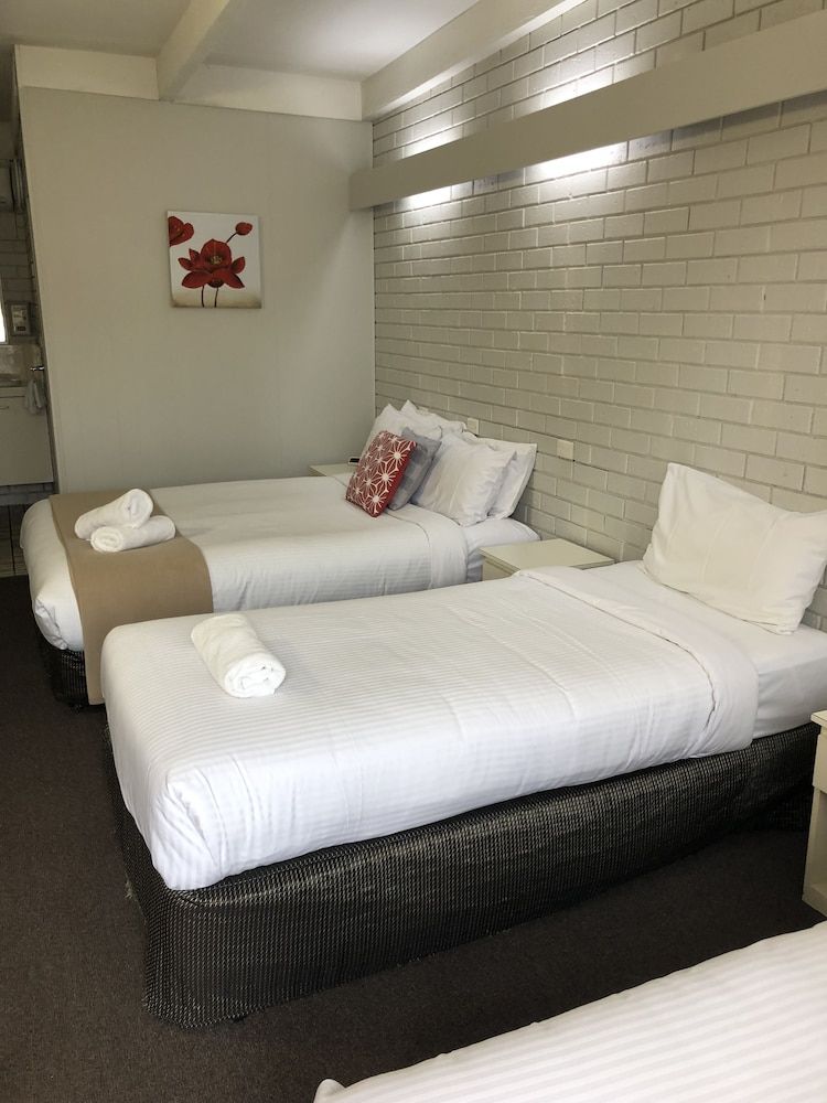 Wattle Motel 2