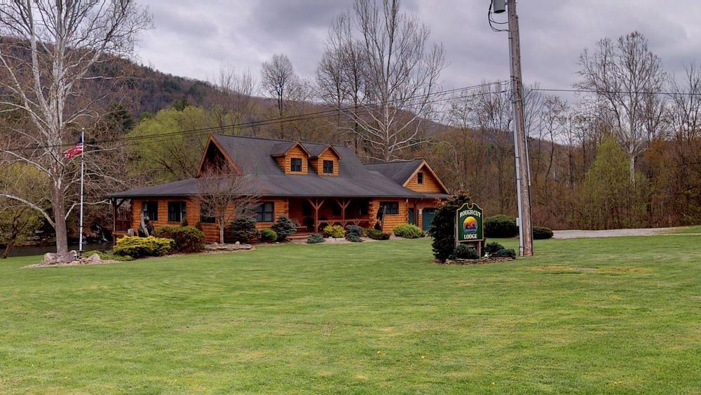 Rough Cut Lodge 3 étoiles à Gaines