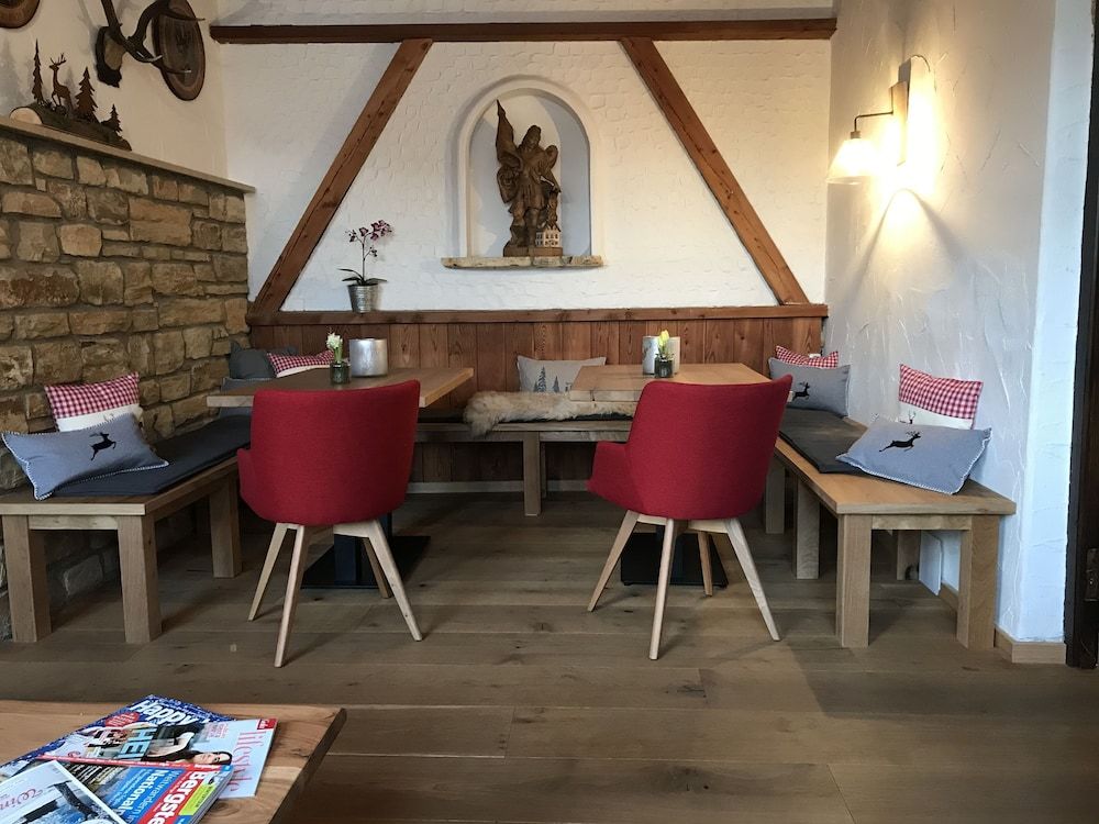 Hotel Garni Alpengruss 3