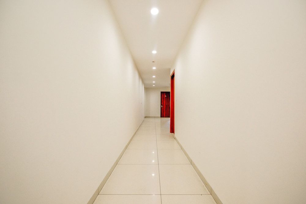 Fabhotel Pride Inn 2