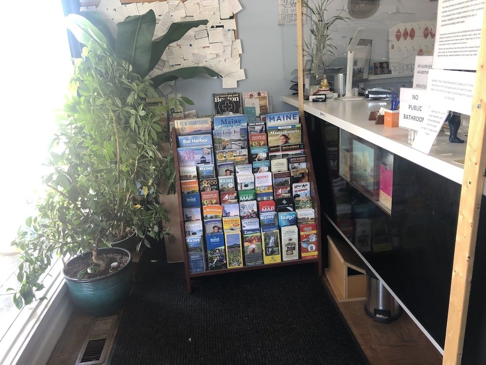 Copper Lantern Motor Lodge 3