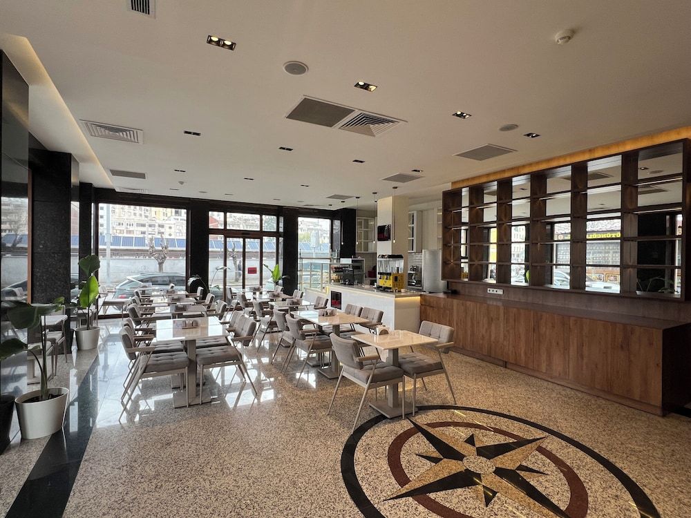 İstanblu Hotel & Spa 4 estrelas em Konak