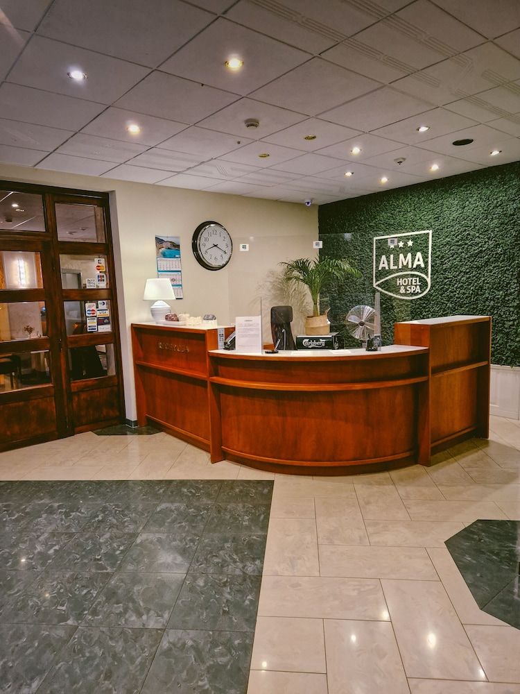 Hotel Alma MED & SPA - UWAGA - styczen do marzec 2026 basen nieczynny! 3 étoiles à Barlinek