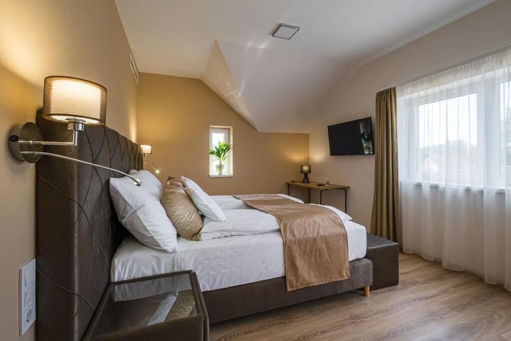 KistÔøΩcsÔøΩk Food&room 3