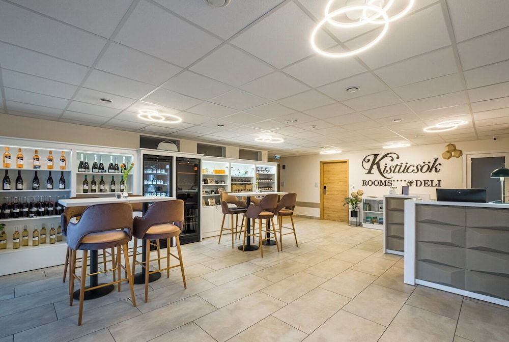 Kistücsök Food & Room 3