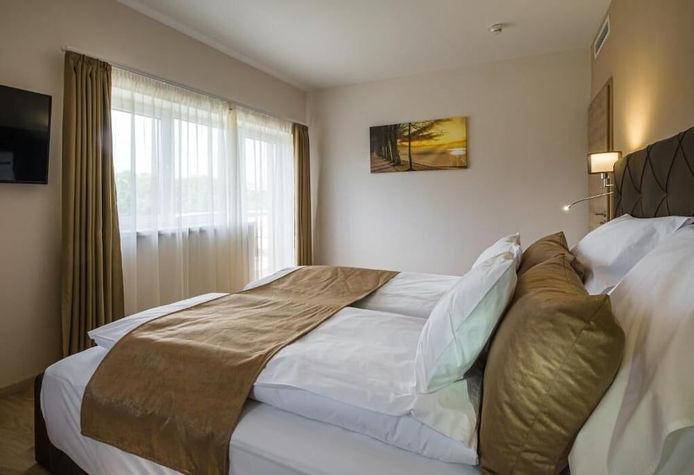 KistÔøΩcsÔøΩk Food&room 2