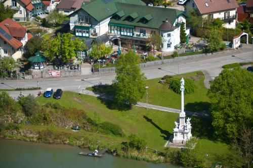Landhotel Mariensäule -1 estrellas en Wernstein am Inn