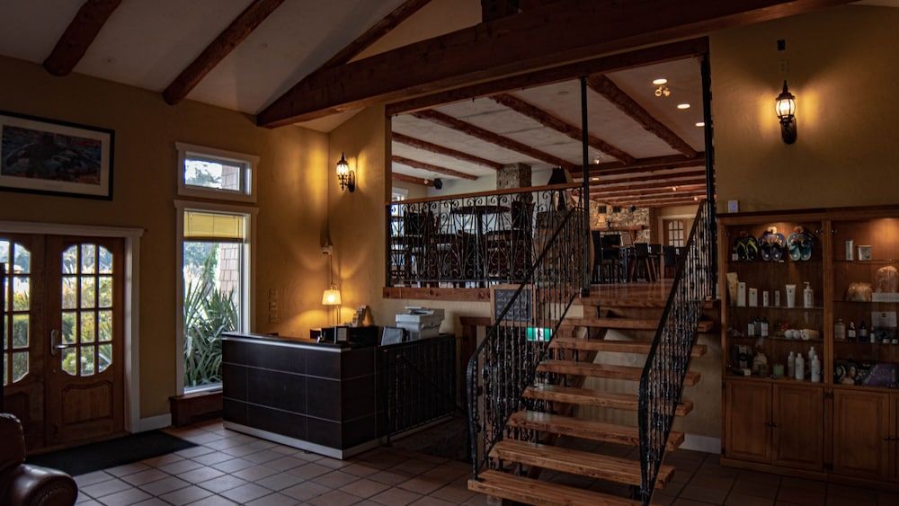 Galiano Oceanfront Inn & Spa 2