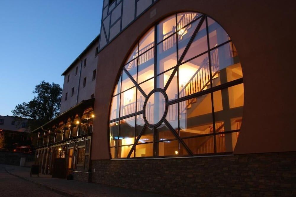 Hotel Zamkowy Młyn 3 estrelas em Krapkowice