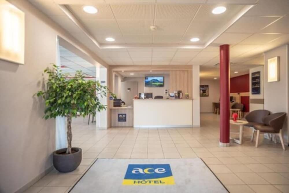 Ace HÔøΩtel Rouen Parc Des Expositions 2