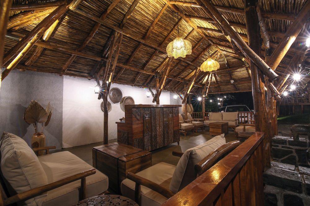 Toyam By Orchid Hotels 3