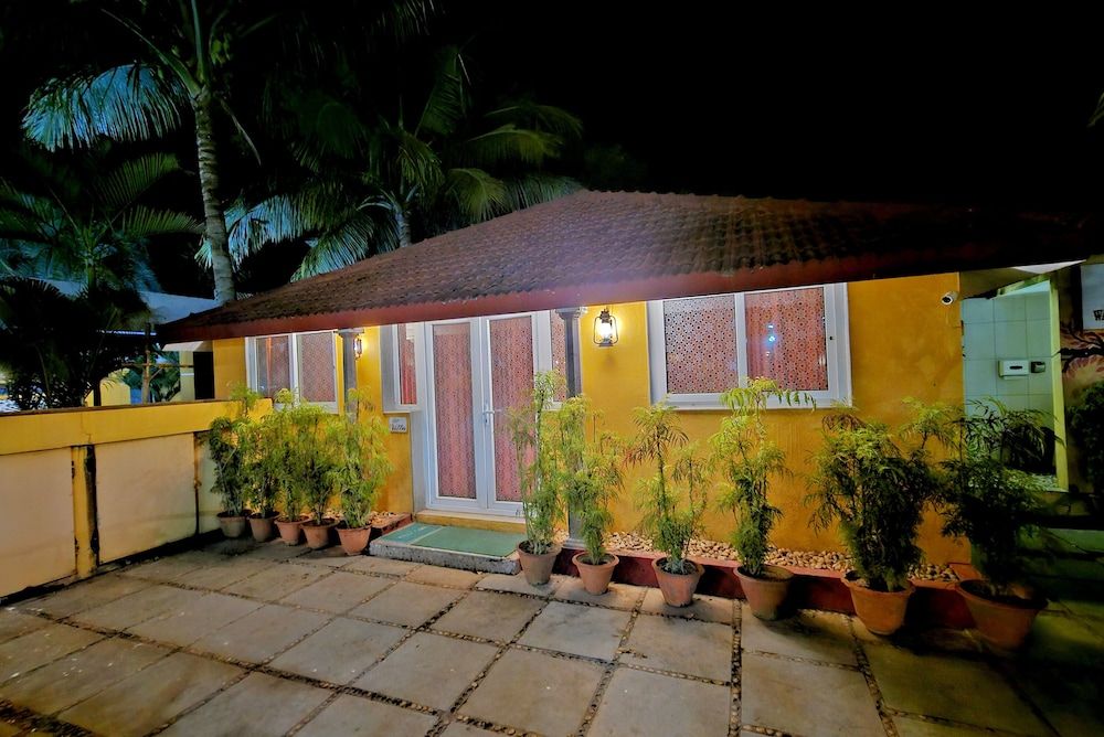 Poppys Olive De Villa 3