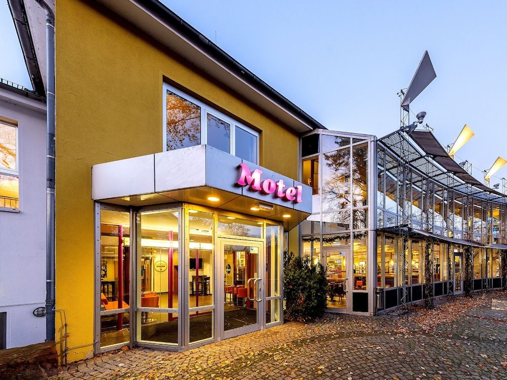 Hotel Hannover Garbsen -1 estrelas em Garbsen