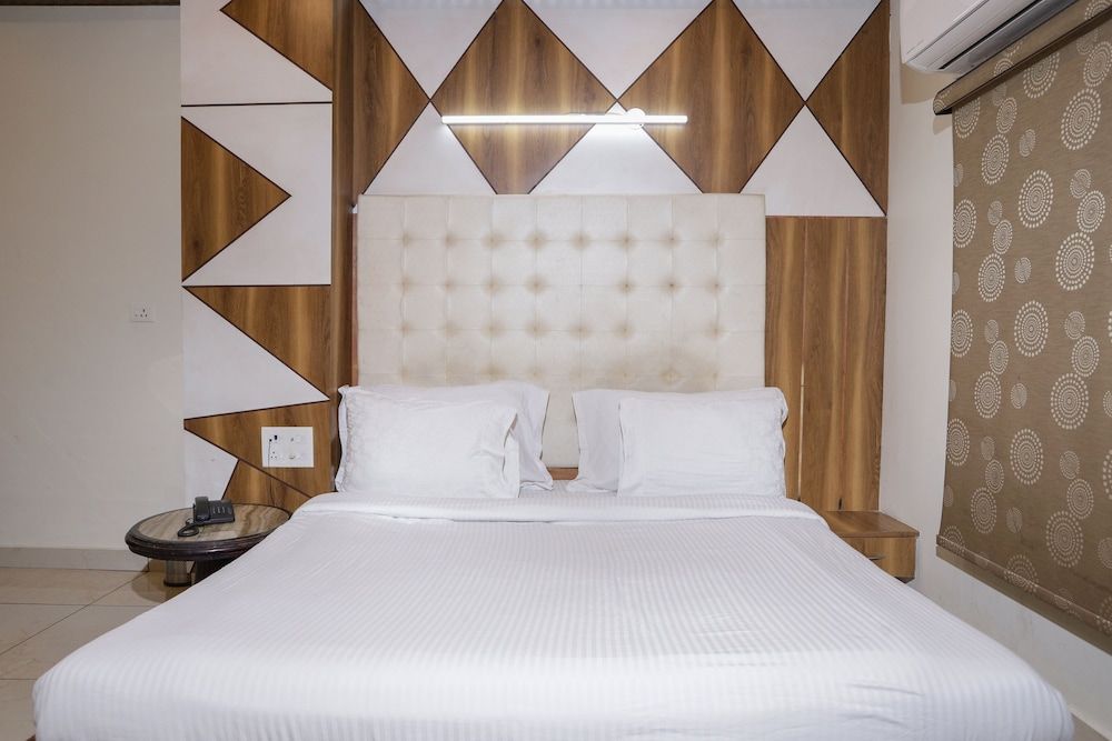 Hotel Razia Inn 2 estrelas em Hisār