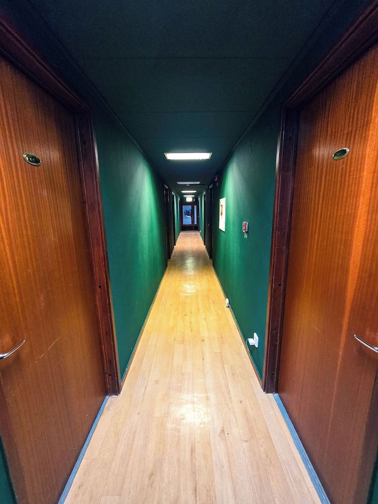 Nature Shelter Hotel 2