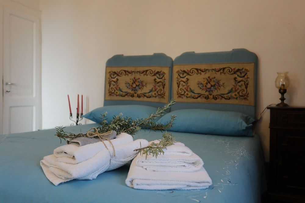 MADRE TERRA -1 estrelas em Narni