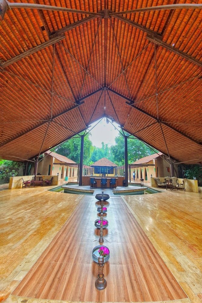 Greetoe Celebration Van Vilas 3