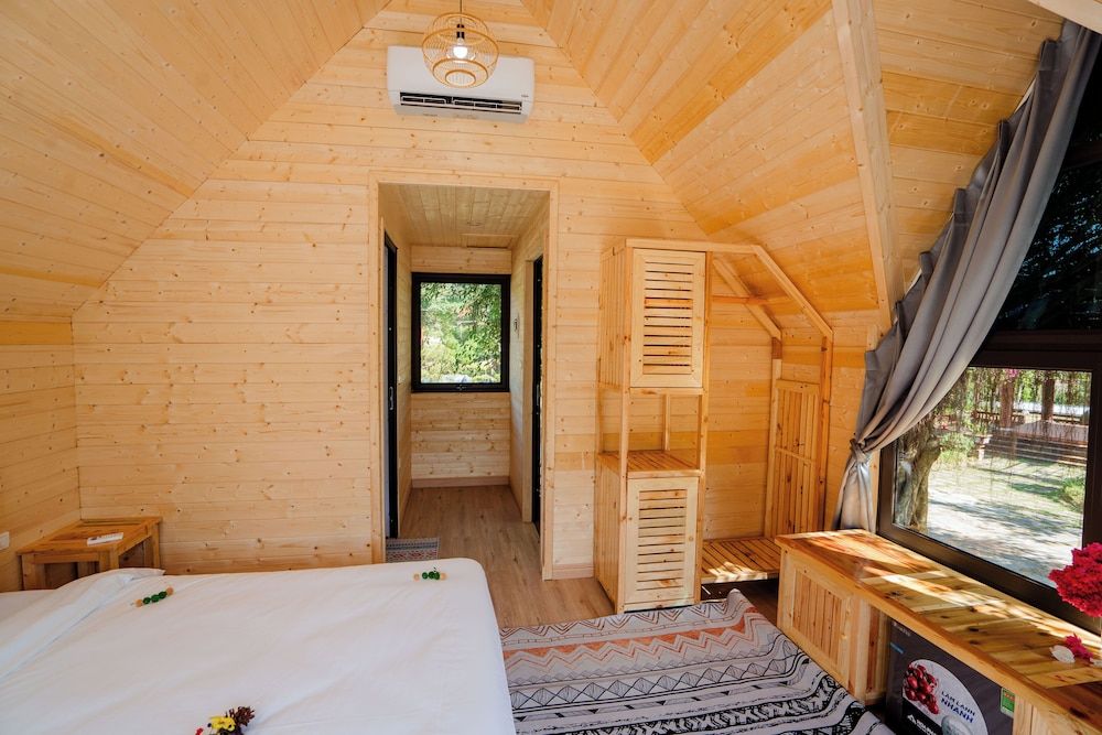 Bai Tu Long Mountain Resort 3