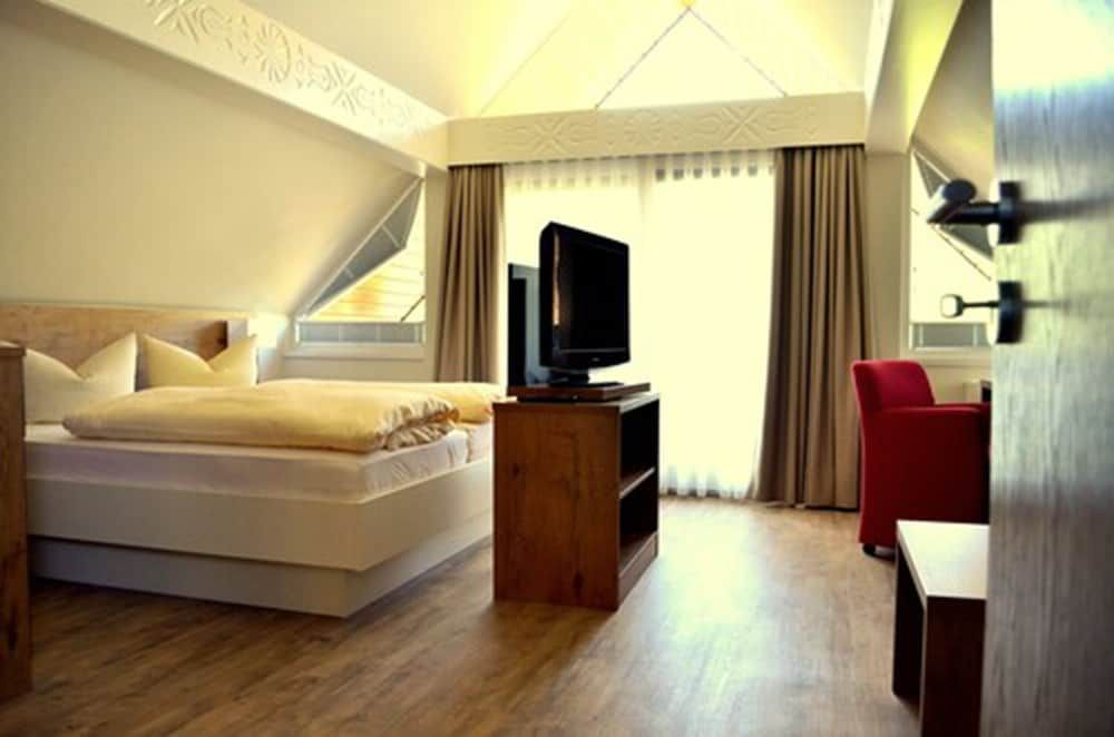 Hotel Garni Bergblick 3