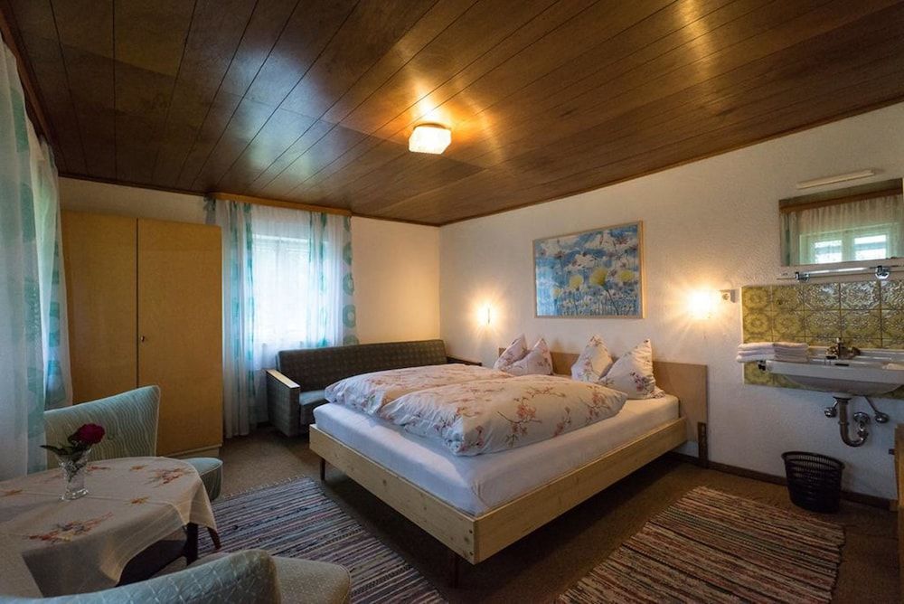 Haus am Waldesrand -1 estrelas em Regen