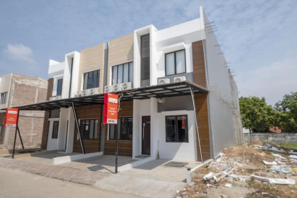 92325 Penginapan Fajar Syariah 2 estrelas em Perjiwa