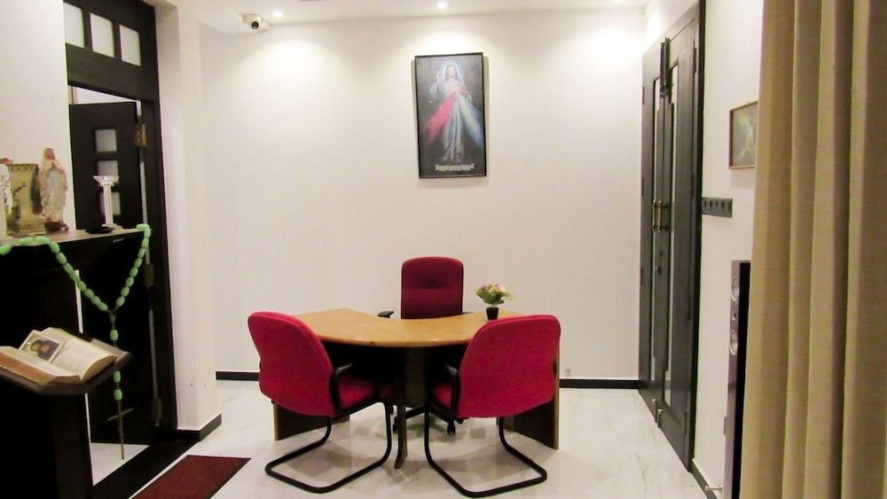 Airport Faith Hotel 2