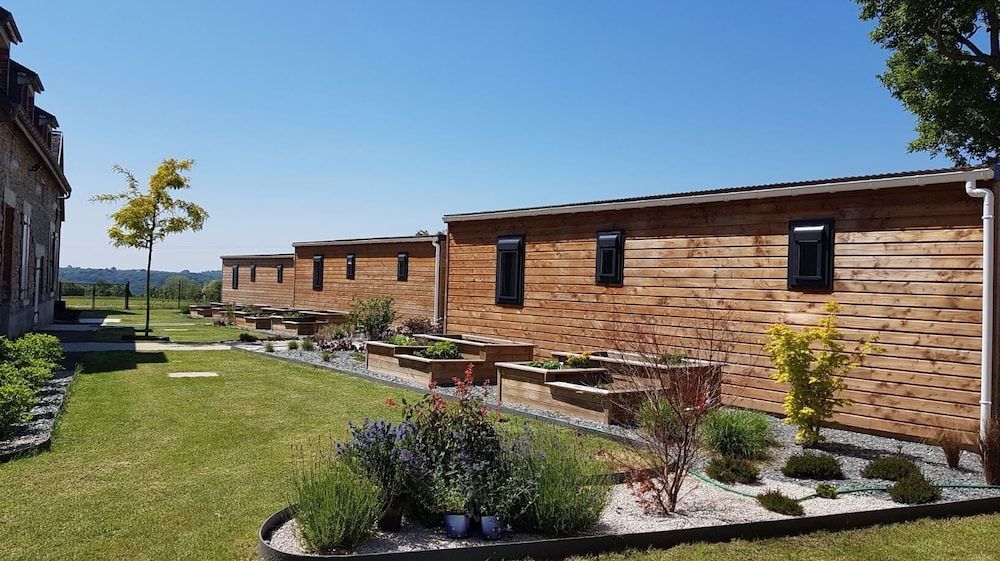 Ferme du Château -1 estrelas em Monampteuil