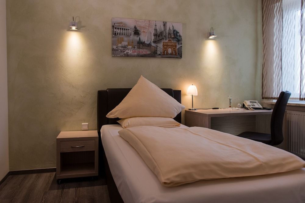 Ziegenbruch's Hotel & Restaurant 3