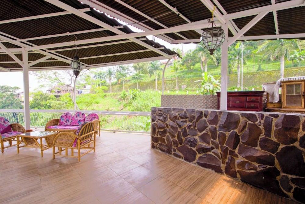 Capital O 3359 Pondok Wisata Jaden 3