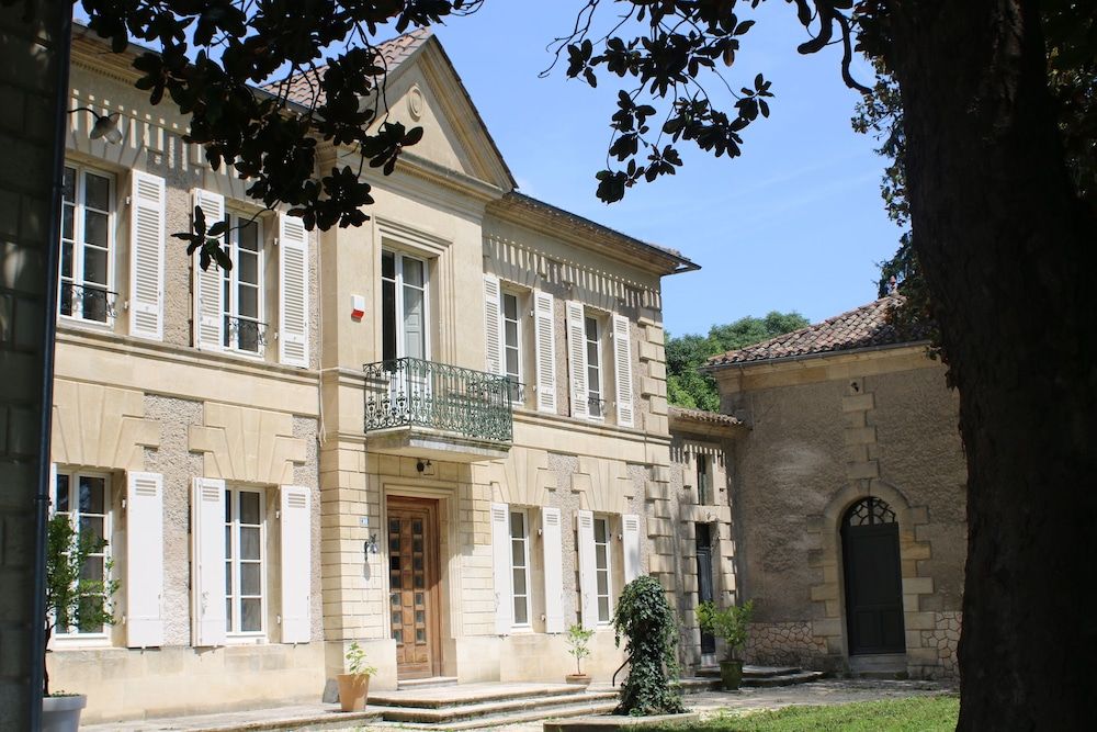 Malis Castéra Le petit château -1 estrelas em Saint-Jean-de-Blaignac