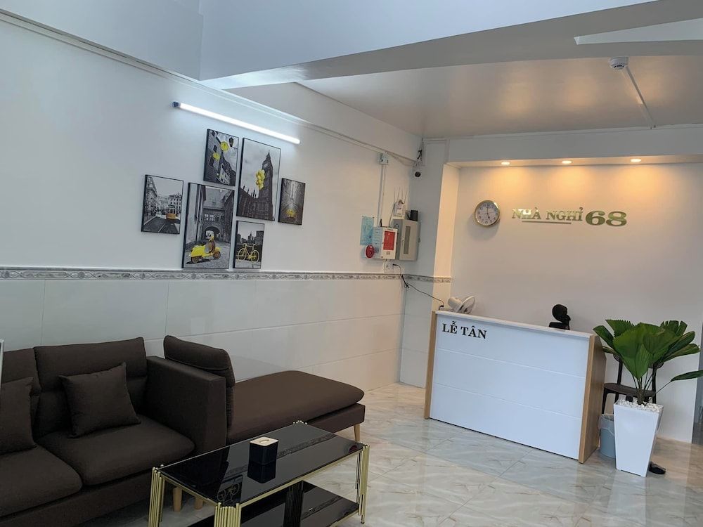 Nha Nghi 68 -1 estrelas em Rạch Giá