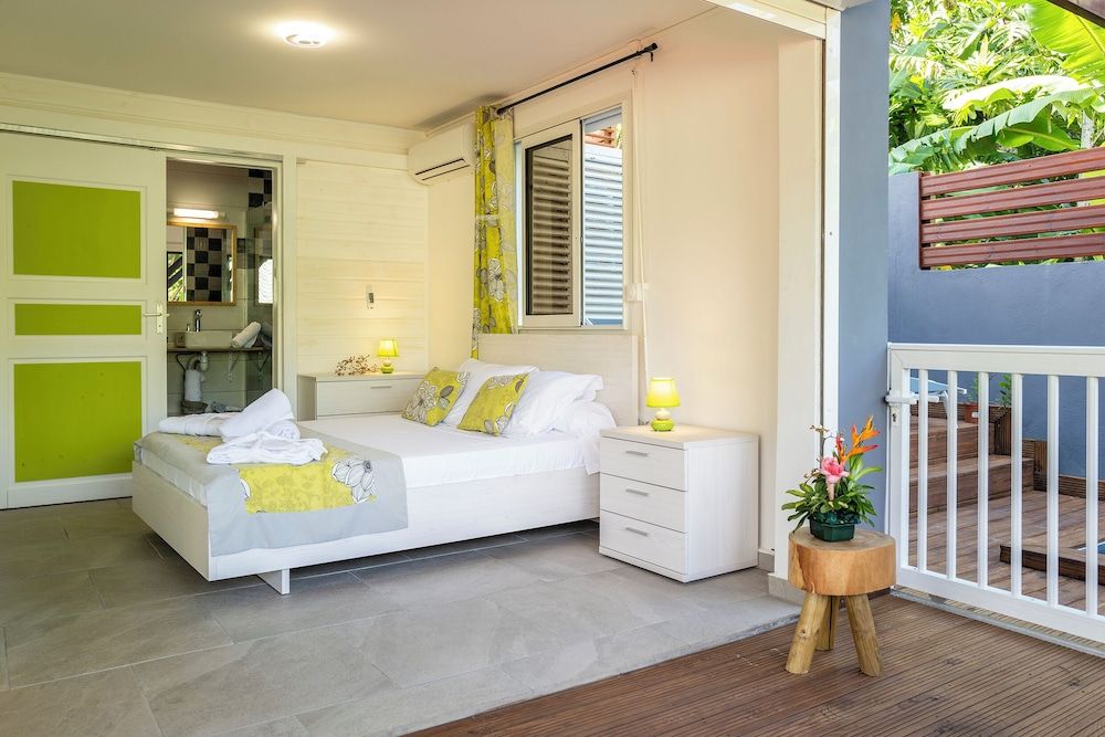 Domaine Damouw -1 estrellas en Petit-Bourg