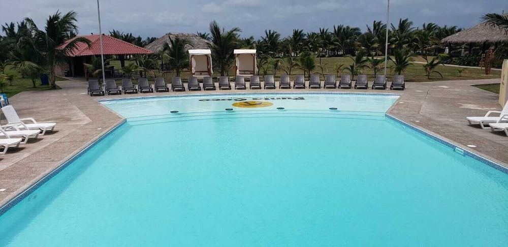 Punta Coco Villas Beach 3 étoiles à Cojimíes