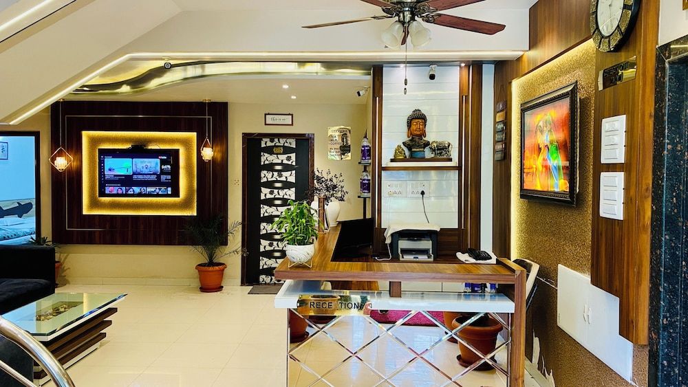 Hotel Gurukripa Inn 3