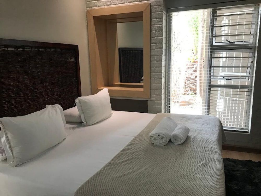 Royal Bafokeng Guest House 2