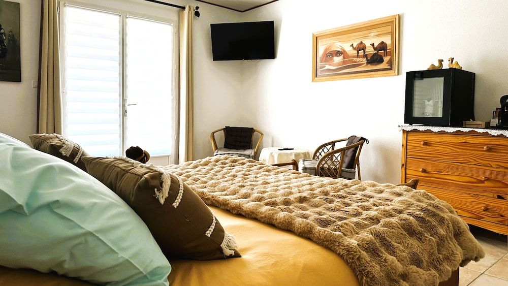 Oasis Des Corbia Res 3