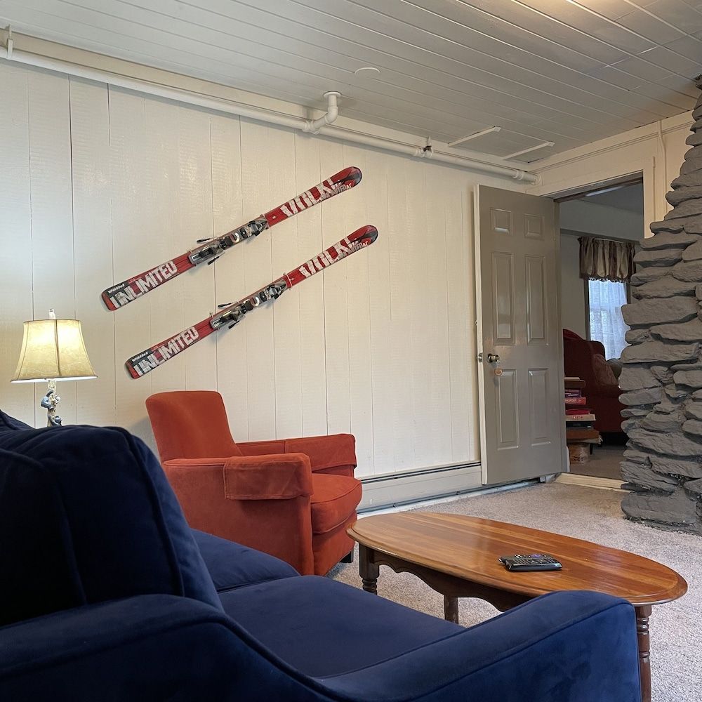 Deerfield Valley Inn 3