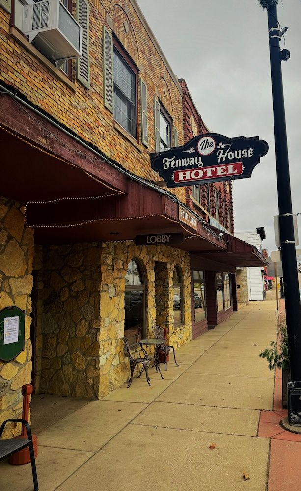 Fenway House Hotel 3 étoiles à Fennimore