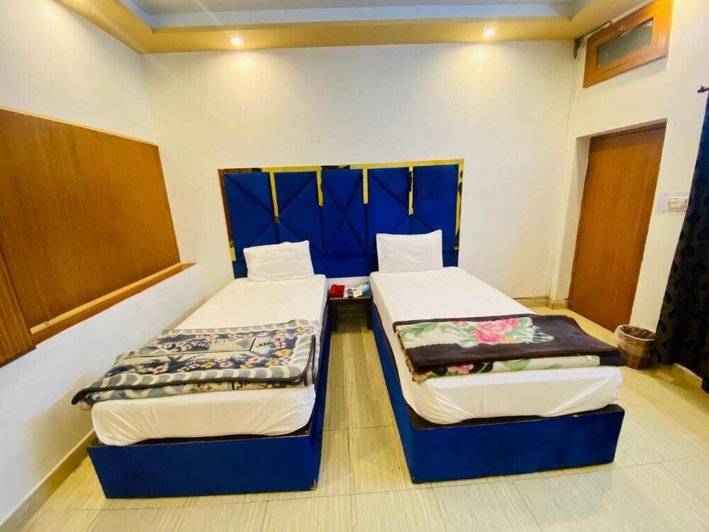 Hotel Mehran Multan 2 estrelas em Multan