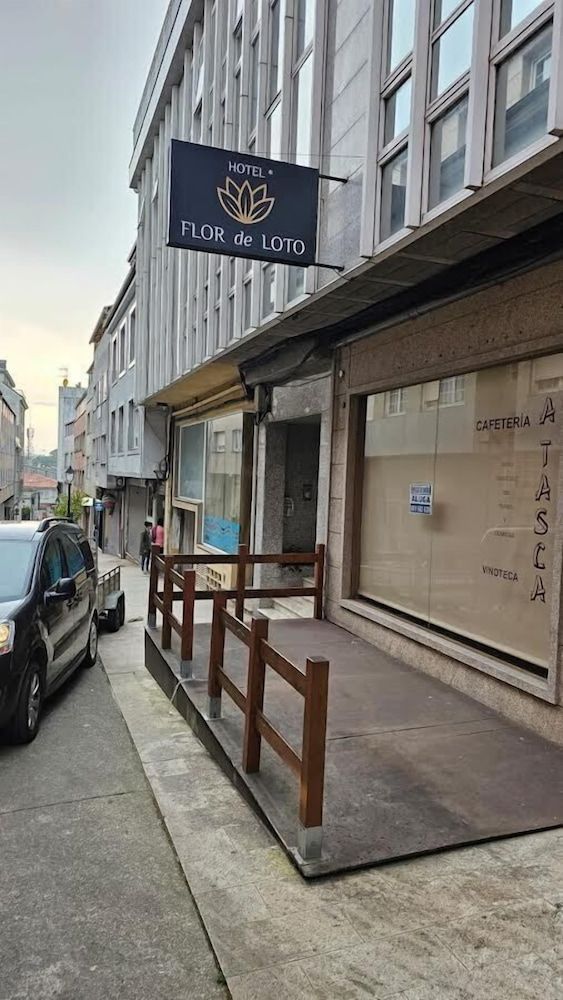 Flor De Loto 2 estrelas em Ordes