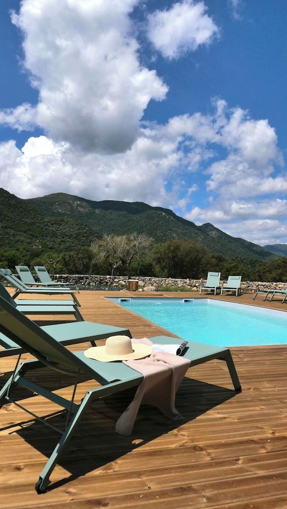 Domaine Machja -1 estrelas em Olmiccia